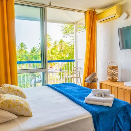 Chaleureux Studio Avec Balcon Face A La Mer - Maripa Le Gosier  Exterior photo